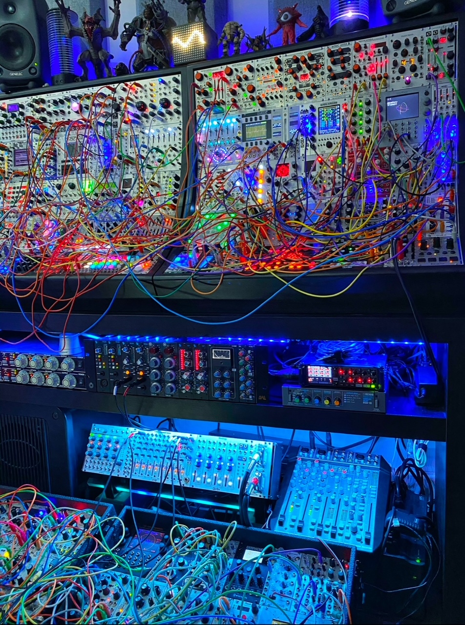 Detail of Richard Devine’s studio modular setup.