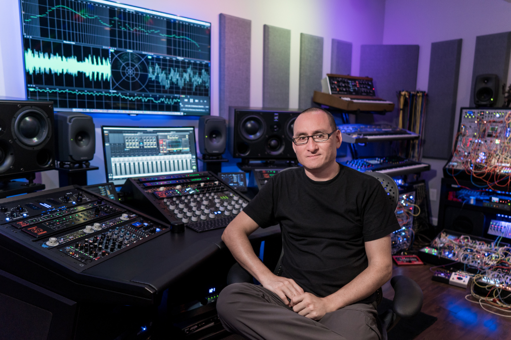 Richard Devine in his studio