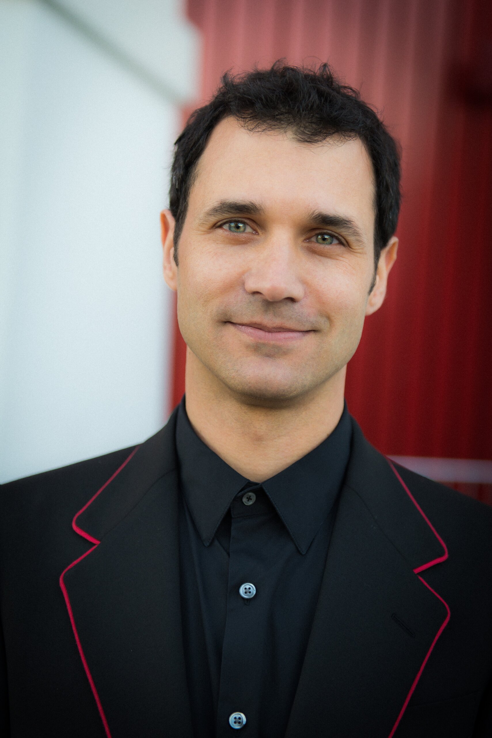 Portrait of Ramin Djawadi.